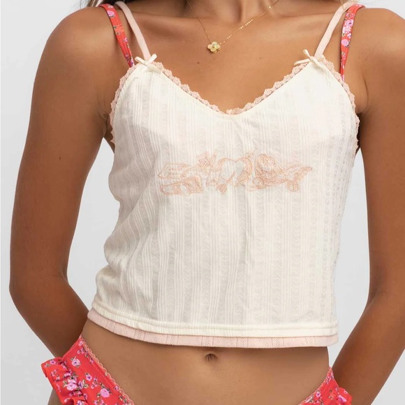 NWT Blackbough Bambi Floral Embroidered Pointelle Cami Tank Top in Lovestruck - Picture 16 of 16